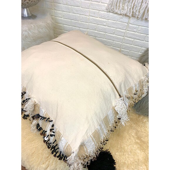 Vintage Berber Handira Pouf: Moroccan Floor Pillow with Sequins 03YL0436 - Picture 9 of 10